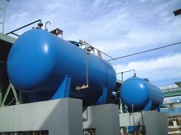 鋼襯塑儲(chǔ)罐